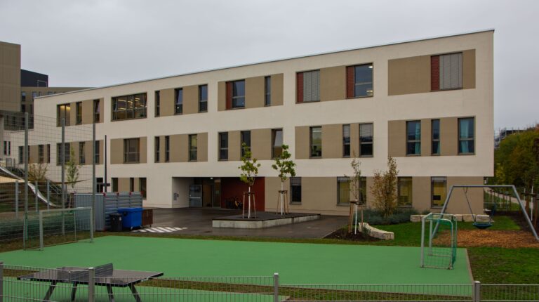 Lörrach: Neue Erich Kästner-Schule auf Klinikcampus eingeweiht