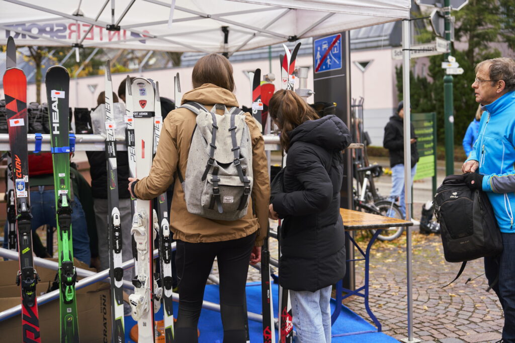 Kirchzarten: Brettlemarkt und Sonntags-Shopping am 8. November