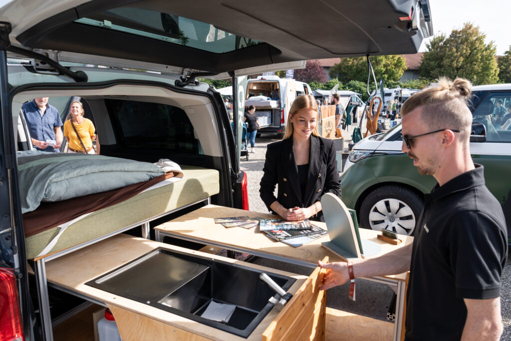 Freiburg: Caravan Live zieht rund 18.000 Besucher an
