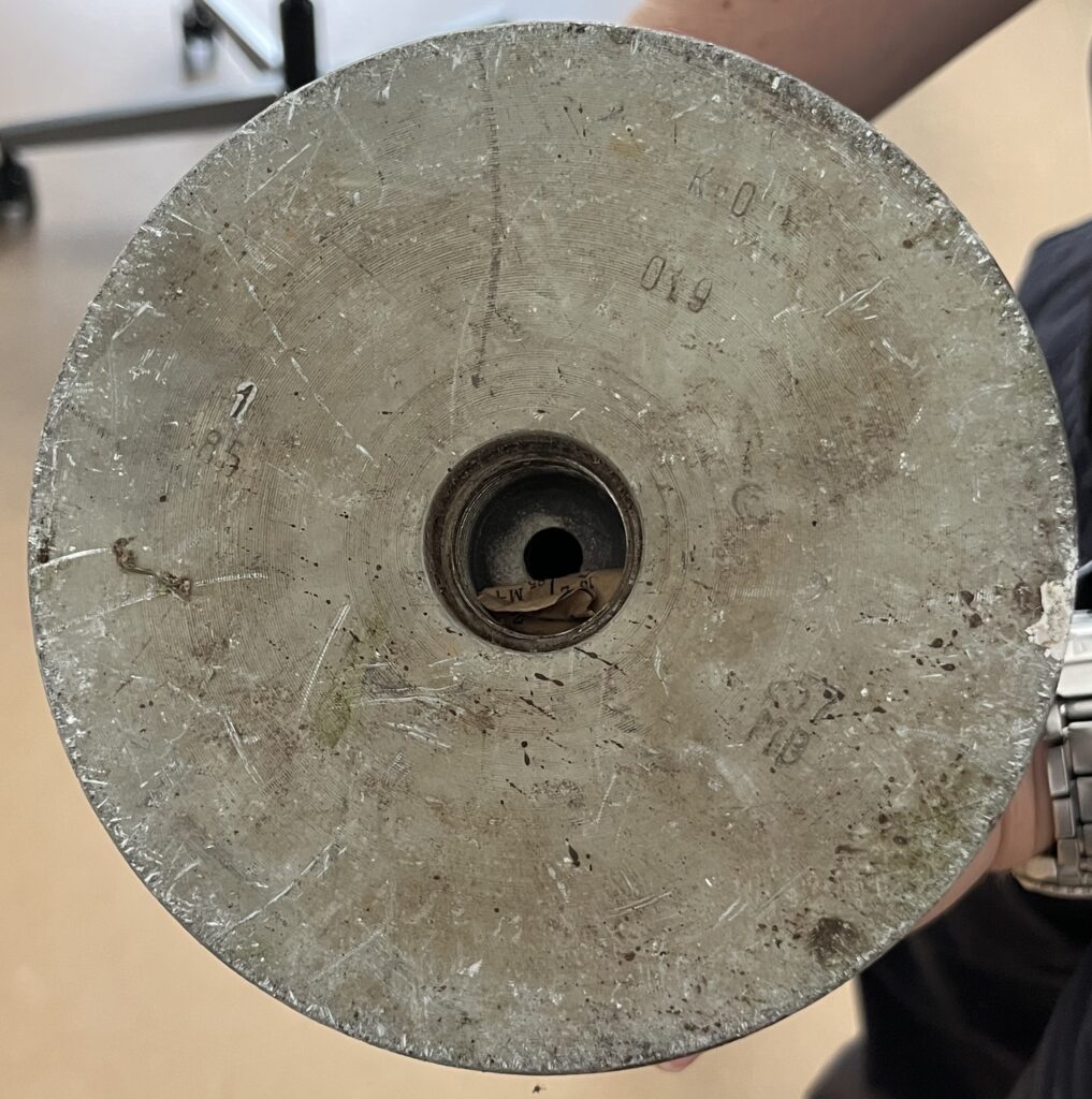 Freiburg: Großes Artillerie-Teil zwischen Sperrmüll gefunden