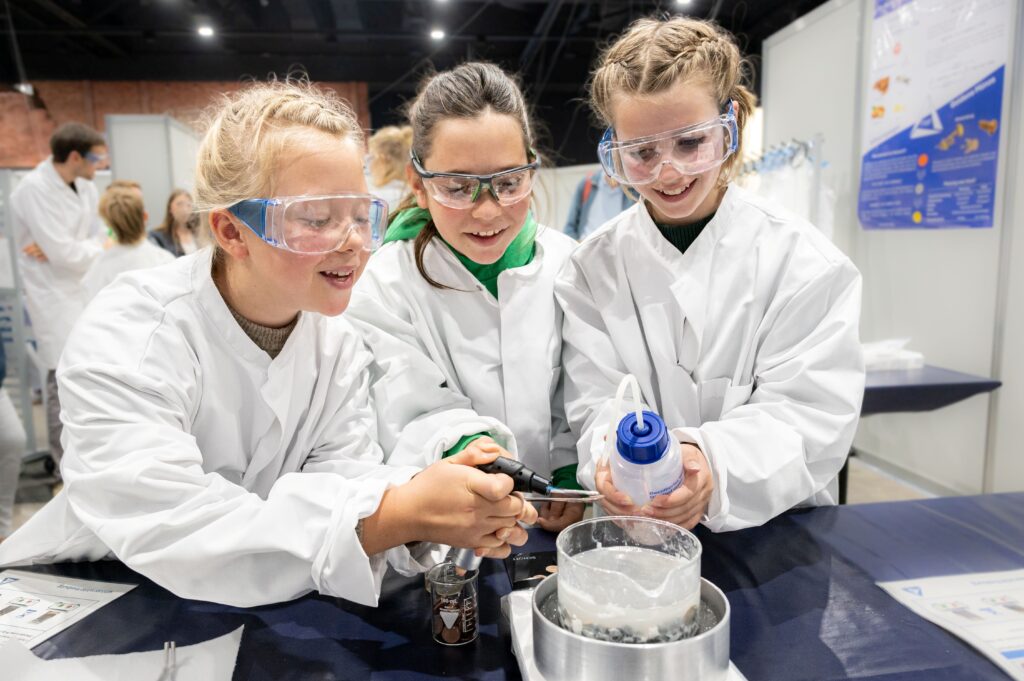 Rust: Science Days bringen Raumfahrt und KI in den Europa-Park