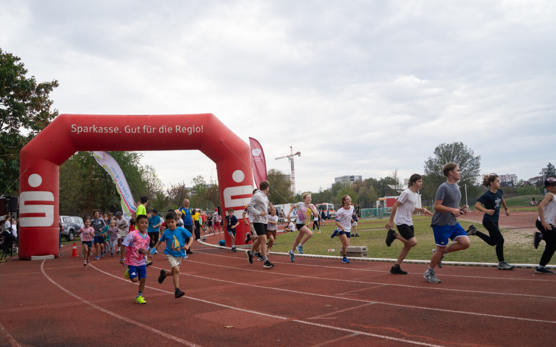 Freiburg: 24h-Lauf sammelt 23.000 Euro für Kinder