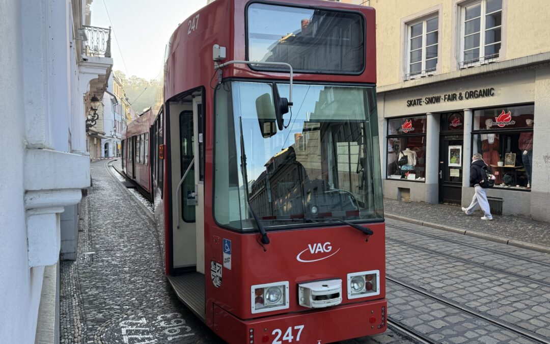 Freiburg: Erneut entgleist eine Straßenbahn in der Salzstraße